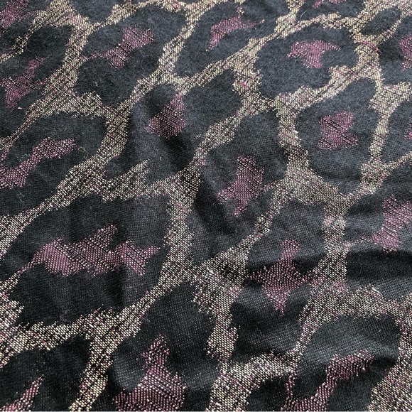 BLACK & gold Leopard print blanket scarf - Picture 3 of 6